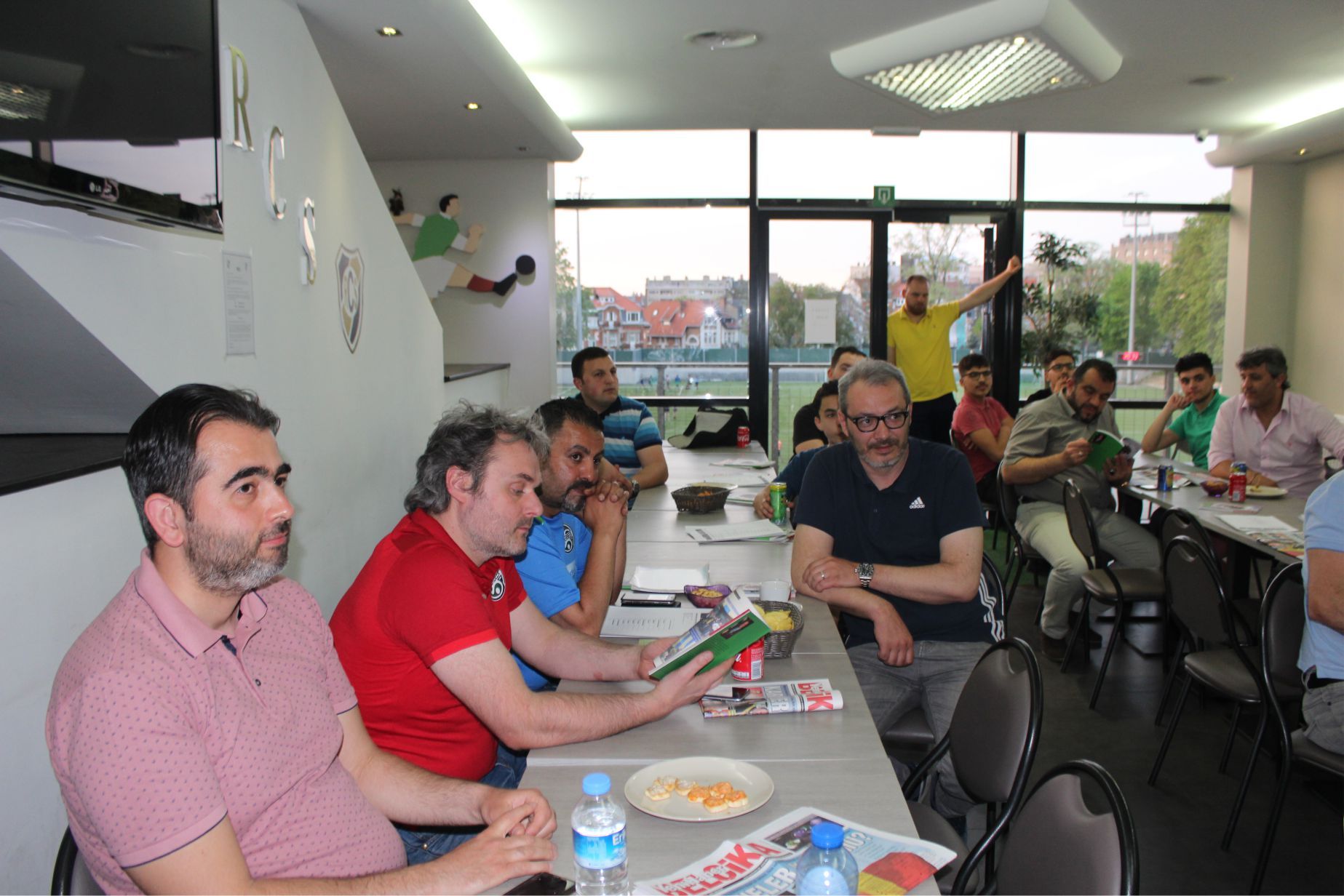 BAŞKAN YARDIMCISI SAİT KÖSE ‹DÜZENLEYECEĞİ TURNUVA›NIN KURA ÇEKİLİŞİNİ YAPTI›