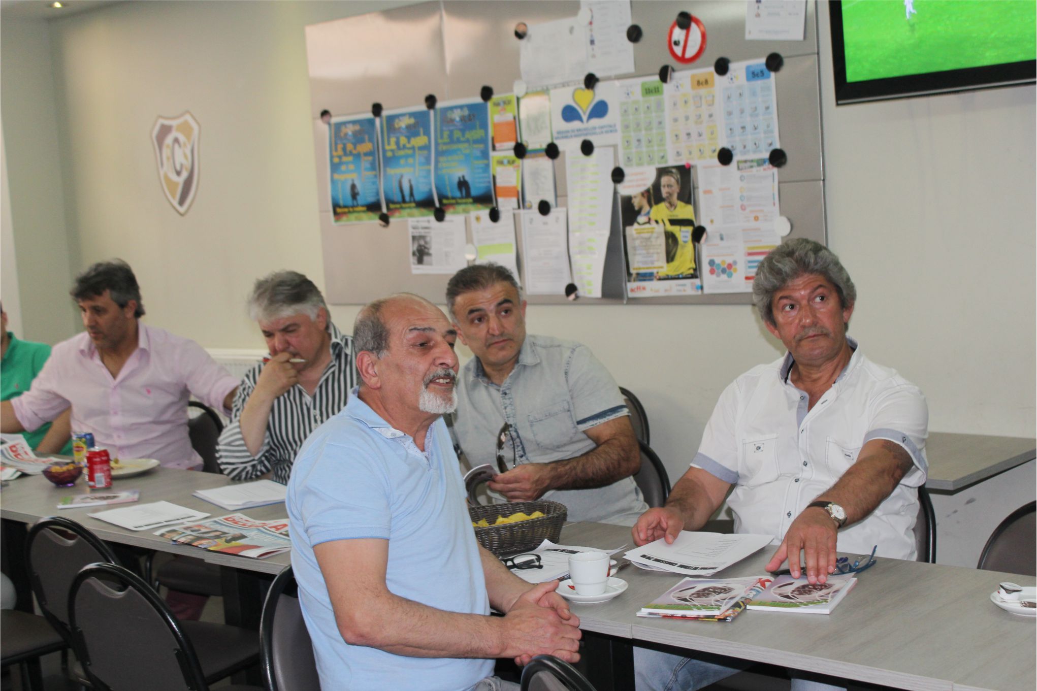 BAŞKAN YARDIMCISI SAİT KÖSE ‹DÜZENLEYECEĞİ TURNUVA›NIN KURA ÇEKİLİŞİNİ YAPTI›