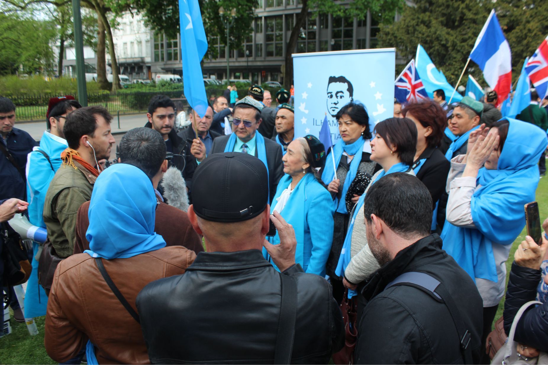 Uygurlara yönelik baskılar Brüksel'de protesto edildi