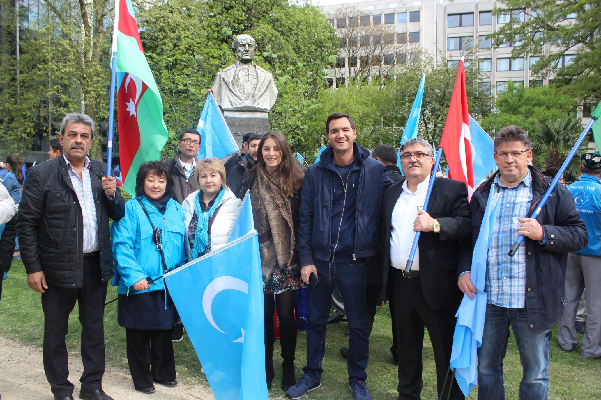 Uygurlara yönelik baskılar Brüksel'de protesto edildi