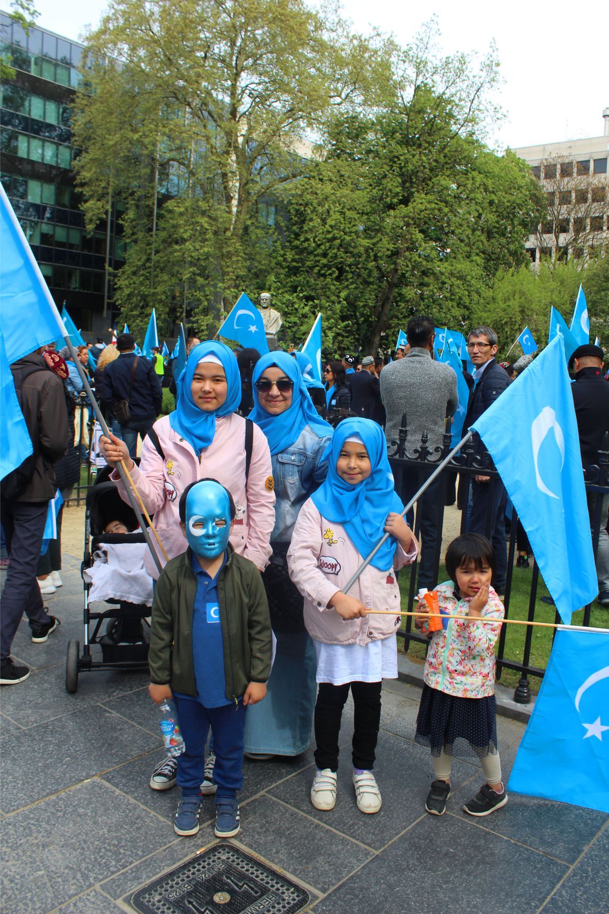 Uygurlara yönelik baskılar Brüksel'de protesto edildi