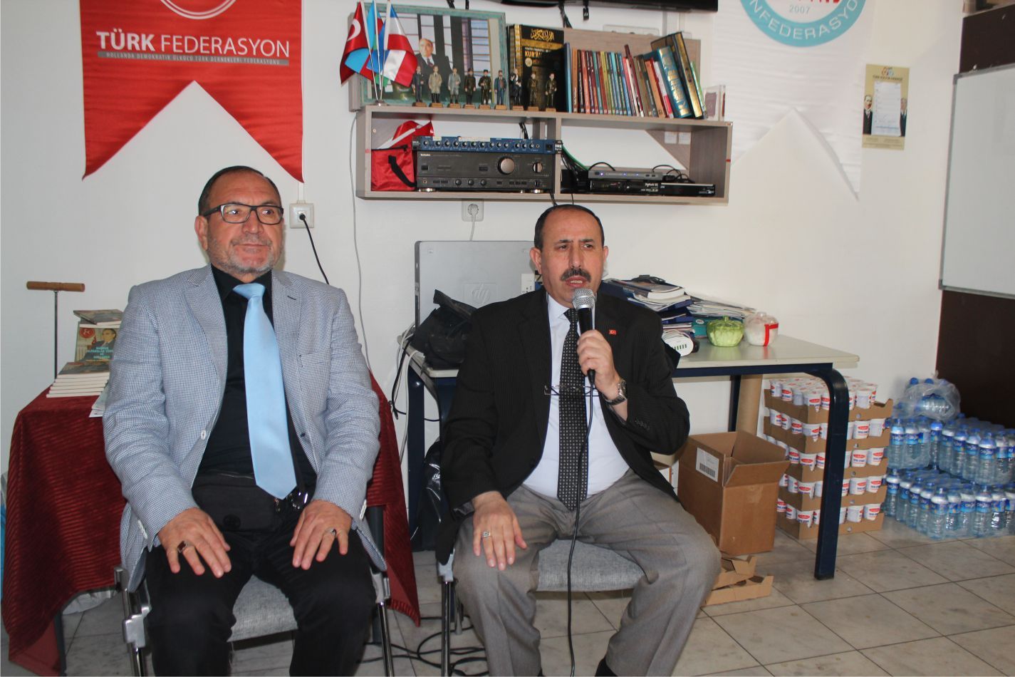 AİLESİ VE DOSTLARI DENHAAG’DA HACI SAMET GÜNDOĞDU’NUN KIRK YEMEĞİNDE BULUŞTU