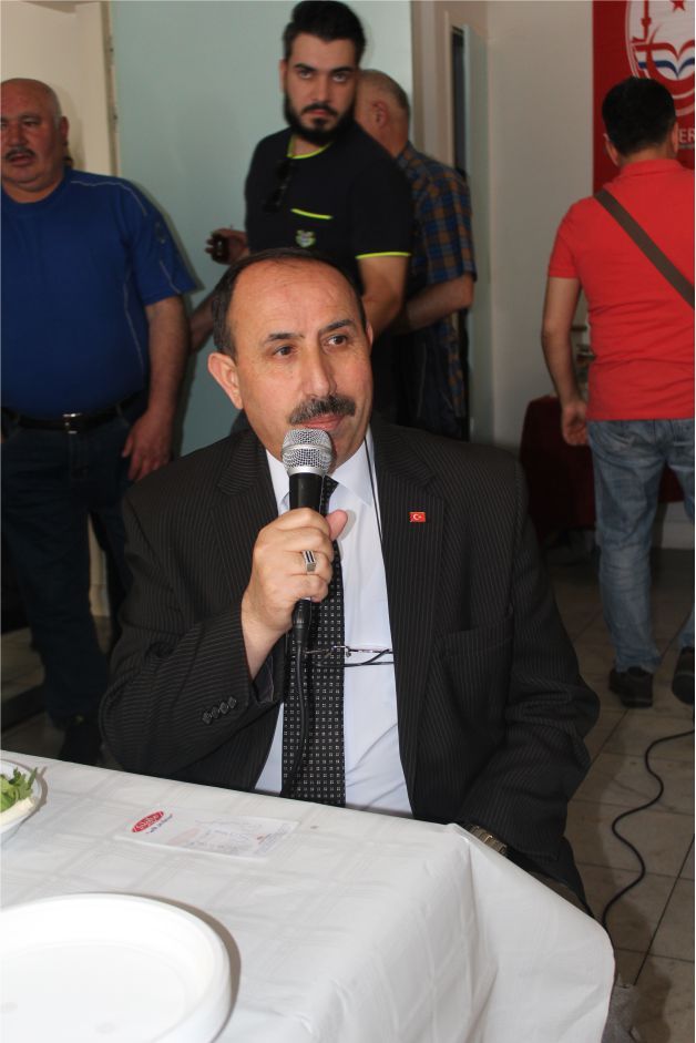 AİLESİ VE DOSTLARI DENHAAG’DA HACI SAMET GÜNDOĞDU’NUN KIRK YEMEĞİNDE BULUŞTU