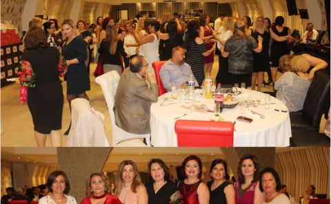 '8 GÖNÜLLÜ ANNE'DEN MUHTEŞEM â€˜ANNELER GÜNÜâ€™ KUTLAMASI