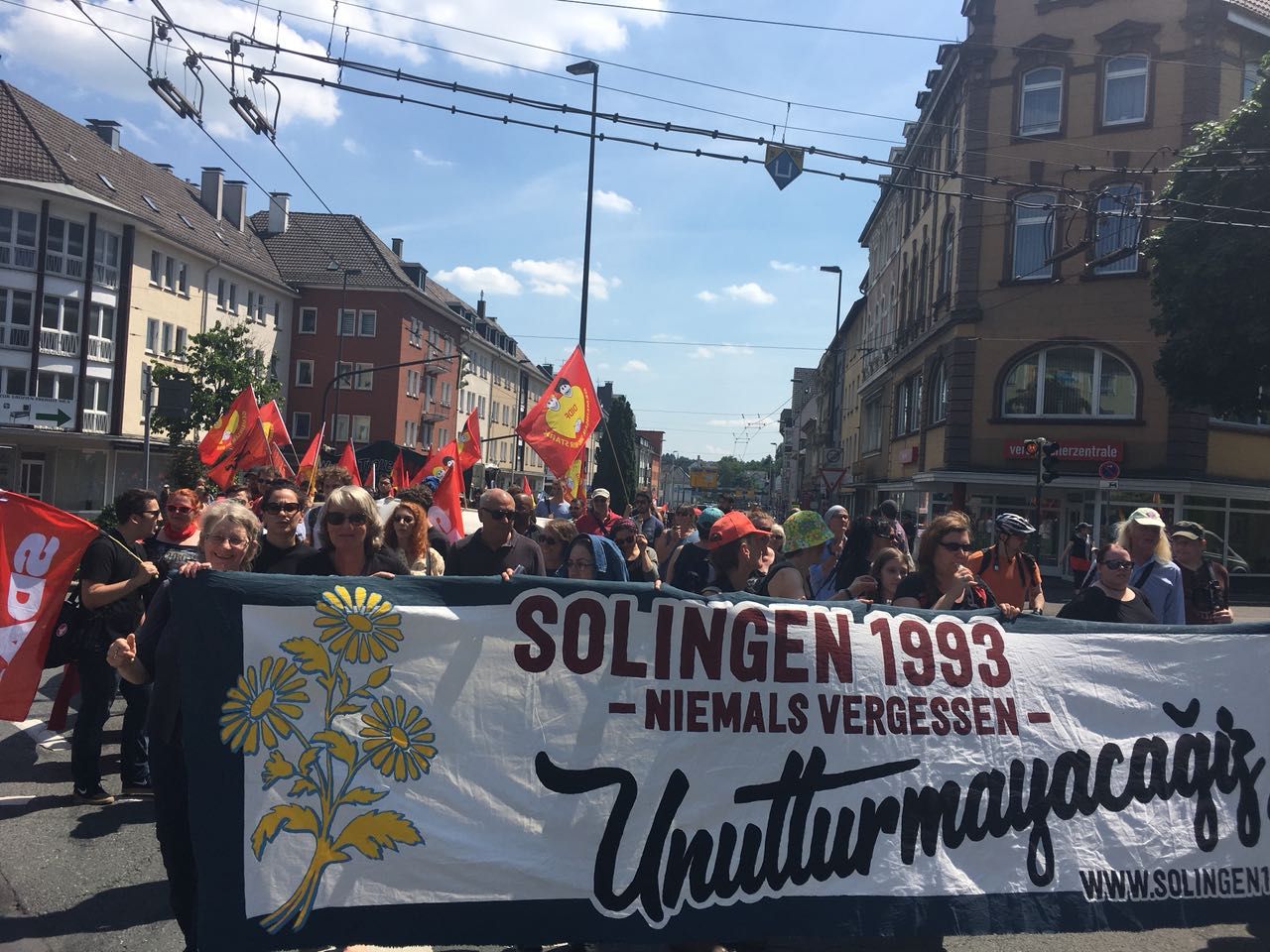 Solingen katliamının 25. Yılı
