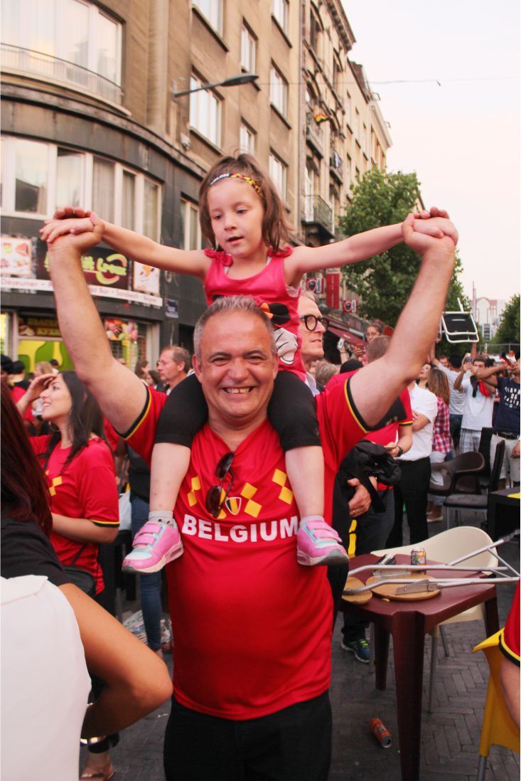 BELEDİYE BAŞKANI EMİR KIR KURDURDUĞU DEV EKRANLA