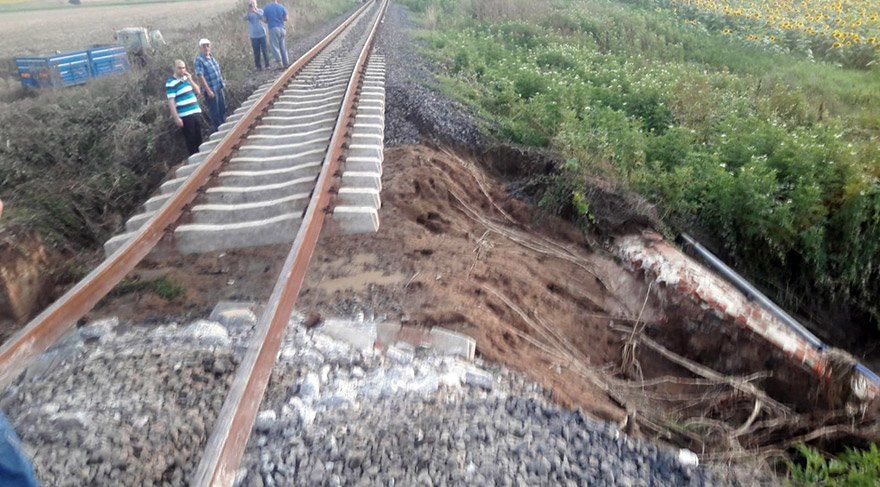 Tekirdağâ€™da tren devrildi! Hayatını kaybedenlerin sayısı 24â€™e yükseldi