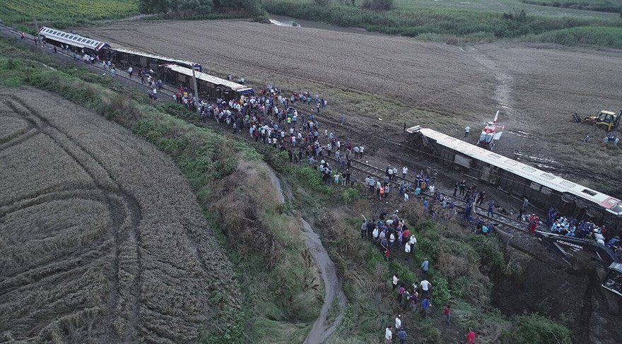 Tekirdağâ€™da tren devrildi! Hayatını kaybedenlerin sayısı 24â€™e yükseldi