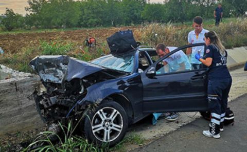 Trafik Kazası Sonucu Aynı Aileden 3 Kişi Hayatını Kaybederken, 1 Kişi Ağır Yaralandı! 