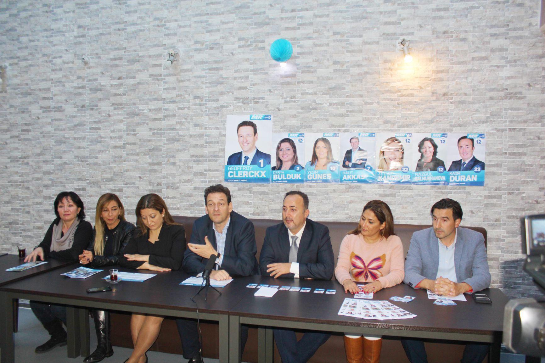 SAINT JOSSE MR LİSTE ADAYLARI VATANDAŞLARLA BULUŞARAK, ÇALIŞMALARINI ANLATTI
