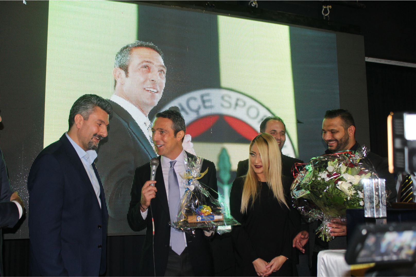 BRÜKSELâ€™DE FB BAŞKANI ALİ KOÇ,  BÜYÜK SEVGİ VE COŞKUYLA KARŞILANDI