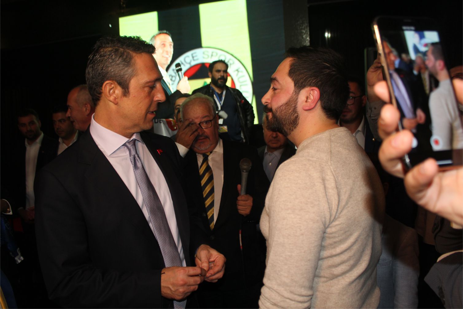 BRÜKSELâ€™DE FB BAŞKANI ALİ KOÇ,  BÜYÜK SEVGİ VE COŞKUYLA KARŞILANDI