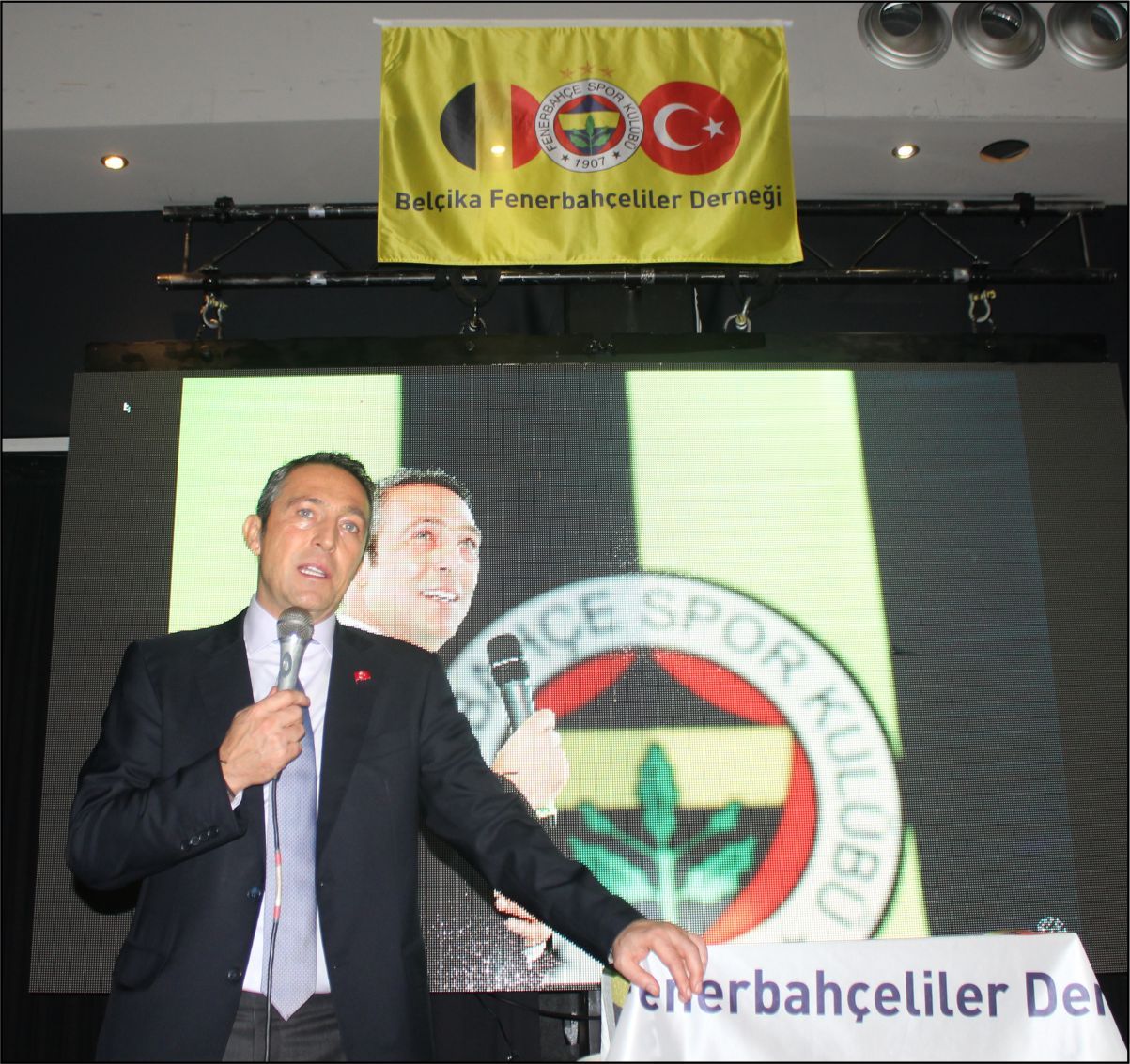 BRÜKSELâ€™DE FB BAŞKANI ALİ KOÇ,  BÜYÜK SEVGİ VE COŞKUYLA KARŞILANDI