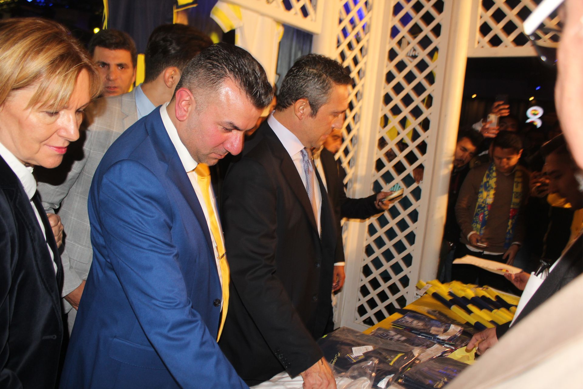 BRÜKSELâ€™DE FB BAŞKANI ALİ KOÇ,  BÜYÜK SEVGİ VE COŞKUYLA KARŞILANDI