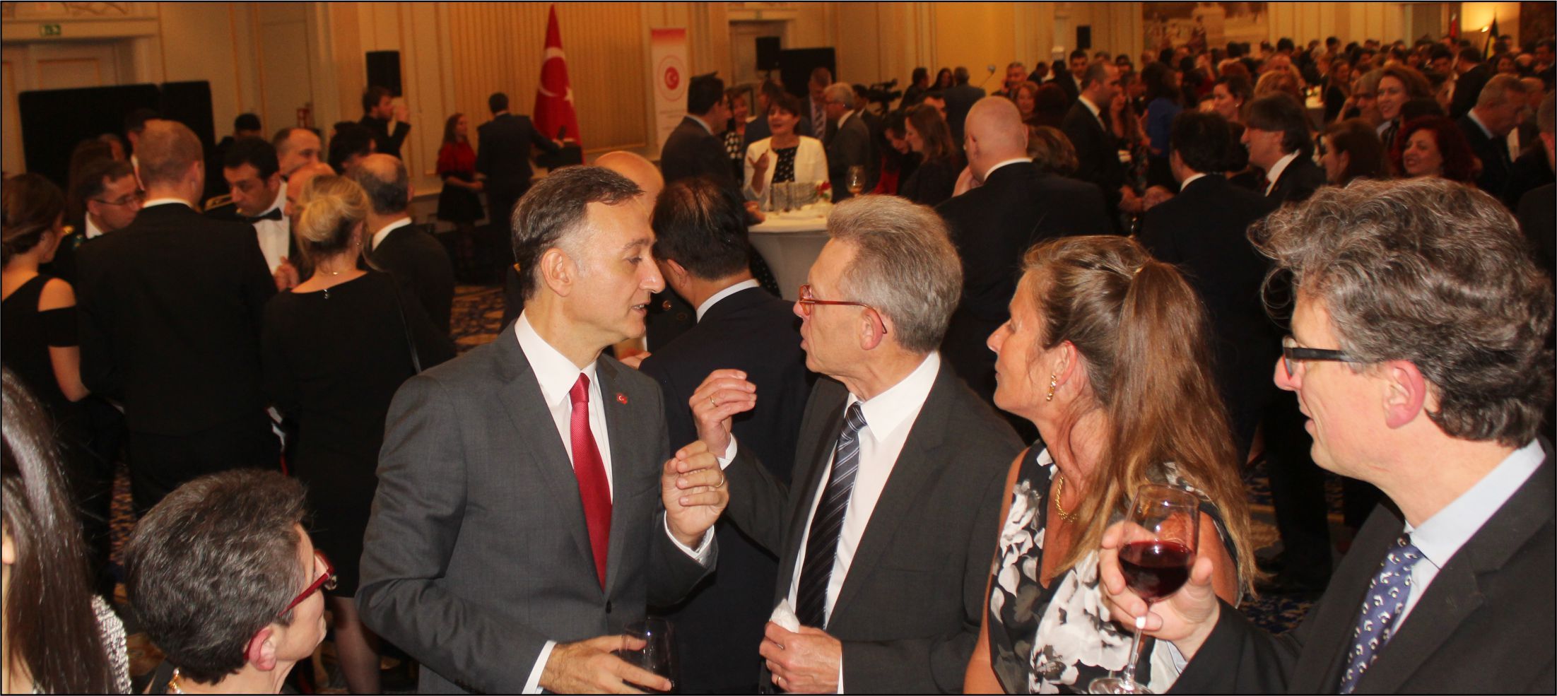 T.C. BRÜKSEL BÜYÜKELÇİLİĞİ CUMHURİYET RESEPSİYONUNA İLGİ BÜYÜKTÜ