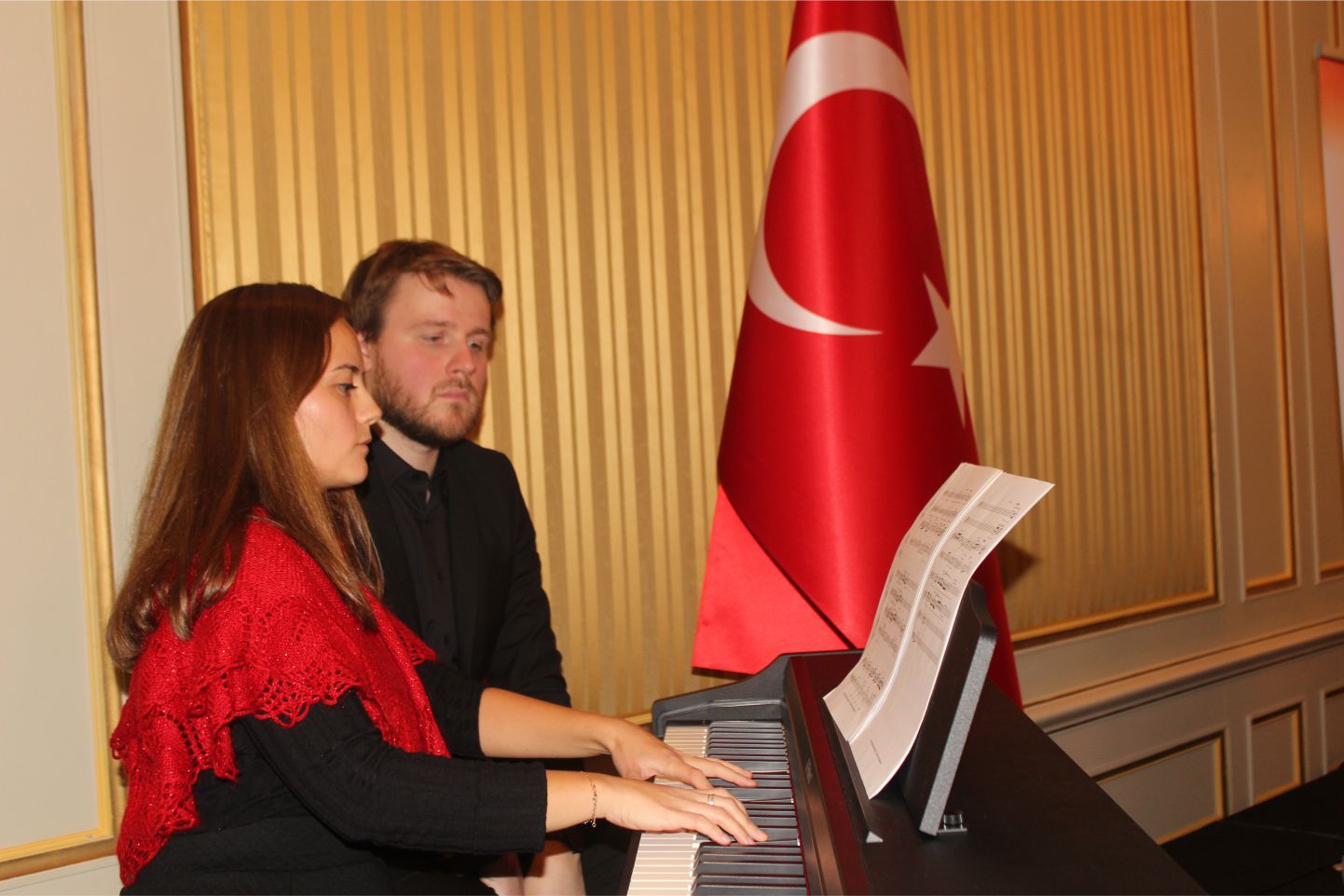 T.C. BRÜKSEL BÜYÜKELÇİLİĞİ CUMHURİYET RESEPSİYONUNA İLGİ BÜYÜKTÜ
