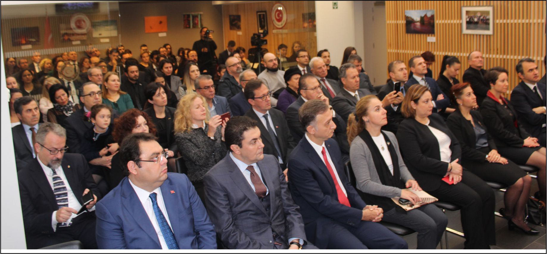 BÜYÜKELÇİ GÜMRÜKÇÜ: “ATATÜRK, AYDINLIK BİR IŞIKTIR ÇOCUKLARIMIZA ONU ANLATMALI VE TANITMALIYIZâ€
