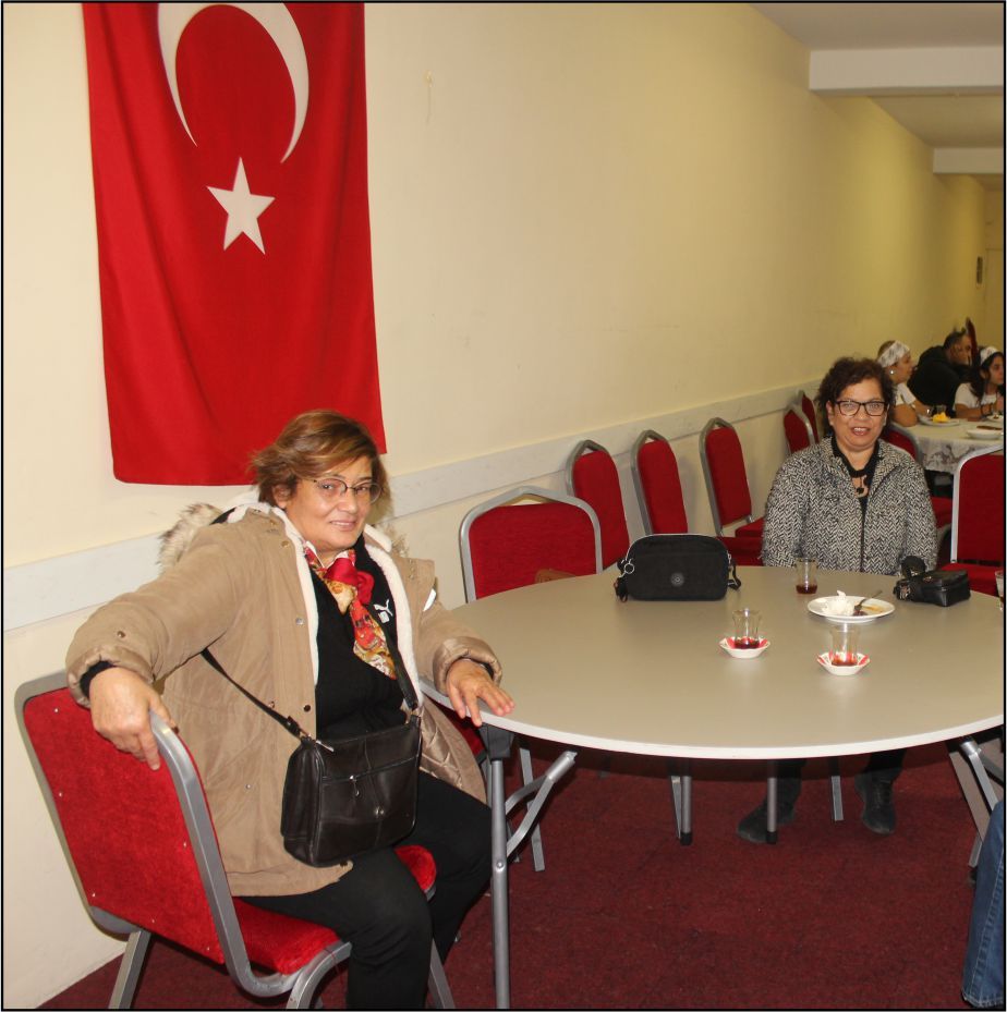ATATÜRK CHP BELÇİKA BİRLİĞİNDE ANILDI GAZETECİ FİKRET BİLA, SEMPOZYUMA KATILDI
