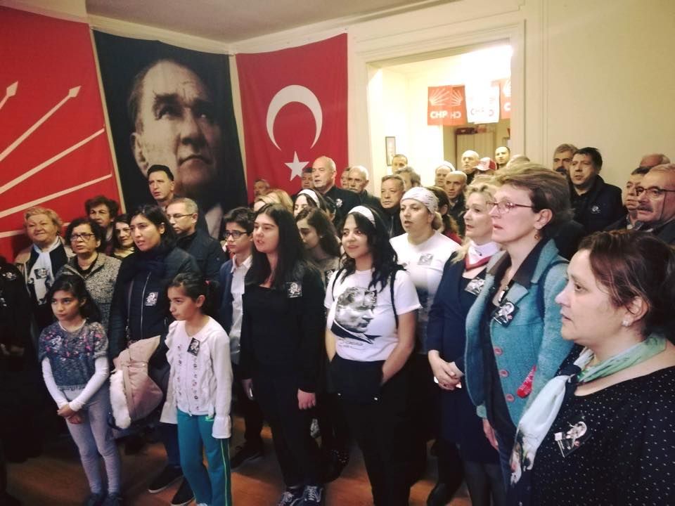 ATATÜRK CHP BELÇİKA BİRLİĞİNDE ANILDI GAZETECİ FİKRET BİLA, SEMPOZYUMA KATILDI