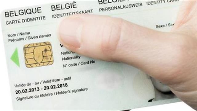 Belçikaâ€™da kimliklerde parmak izi artık zorunlu