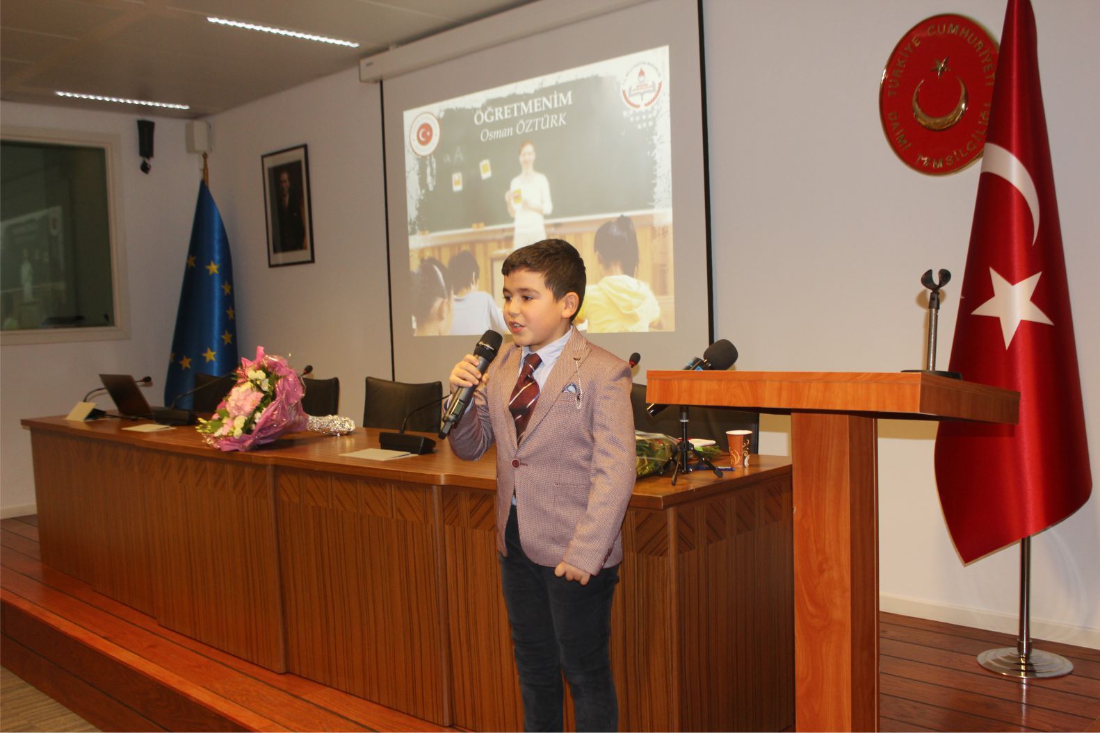 BRÜKSEL BÜYÜKELÇİLİĞİ â€˜24 KASIM ÖĞRETMENLER GÜNÜ’NÜ KUTLADI