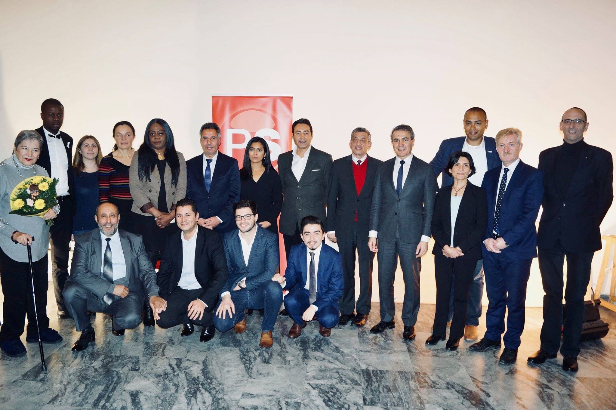 Belediye Başkanı Emir Kır yeni Belediye Yönetimi üyelerini belirledi.