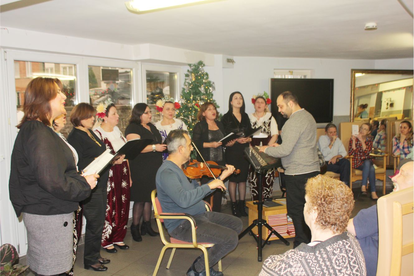 TUNABOYU KOROSU HUZUREVİNDE MUHTEŞEM BİR KONSER VERDİ