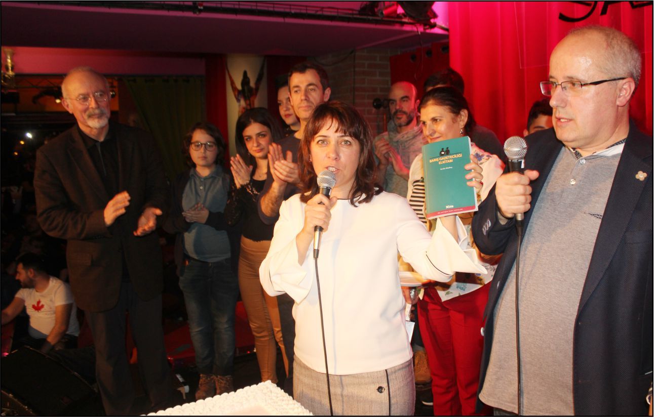 BİNFİKİR  YAYINCILIKTA 14. SAHNEDE 10. YILINI KUTLADI