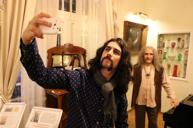 Barış Mançoâ€™nun evine rekor ziyaretçi 
