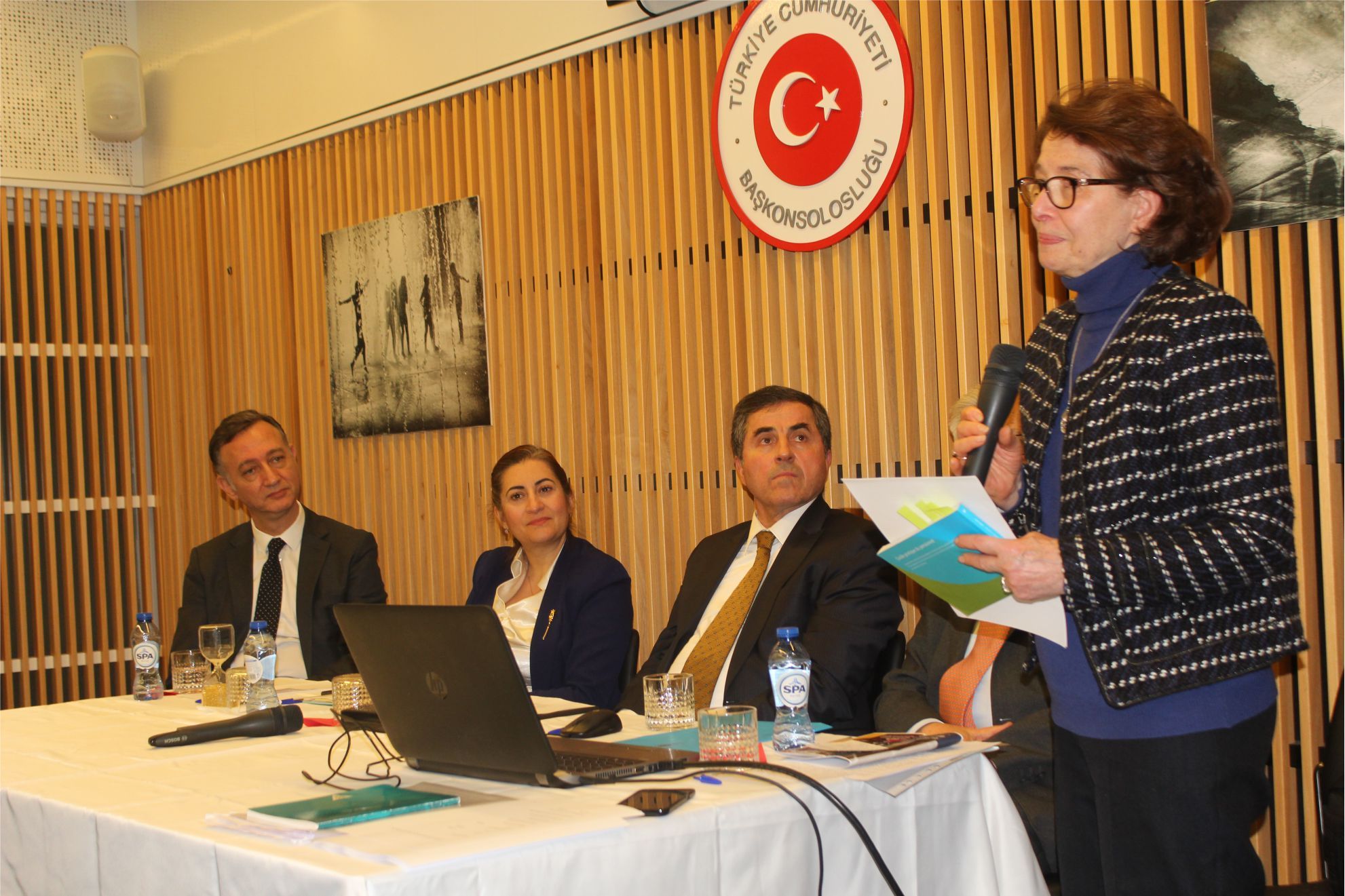 BEL-DOST TOPLANTISINDAN DERNEKLEŞME VE ‹YAŞAM EVİ PROJESİ› MESAJI ÇIKTI