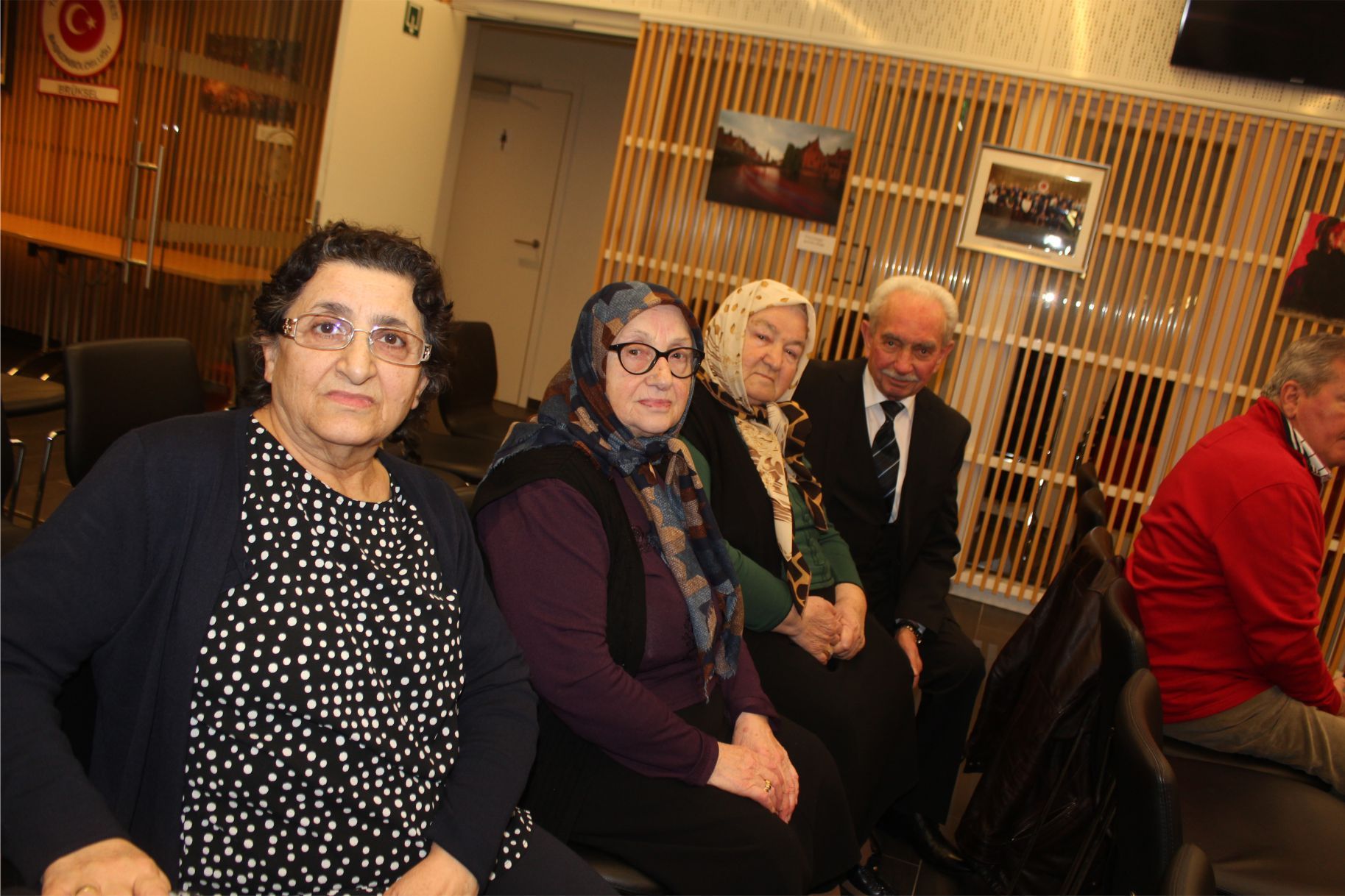 BEL-DOST TOPLANTISINDAN DERNEKLEŞME VE ‹YAŞAM EVİ PROJESİ› MESAJI ÇIKTI