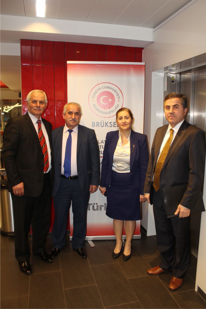 BEL-DOST TOPLANTISINDAN DERNEKLEŞME VE ‹YAŞAM EVİ PROJESİ› MESAJI ÇIKTI