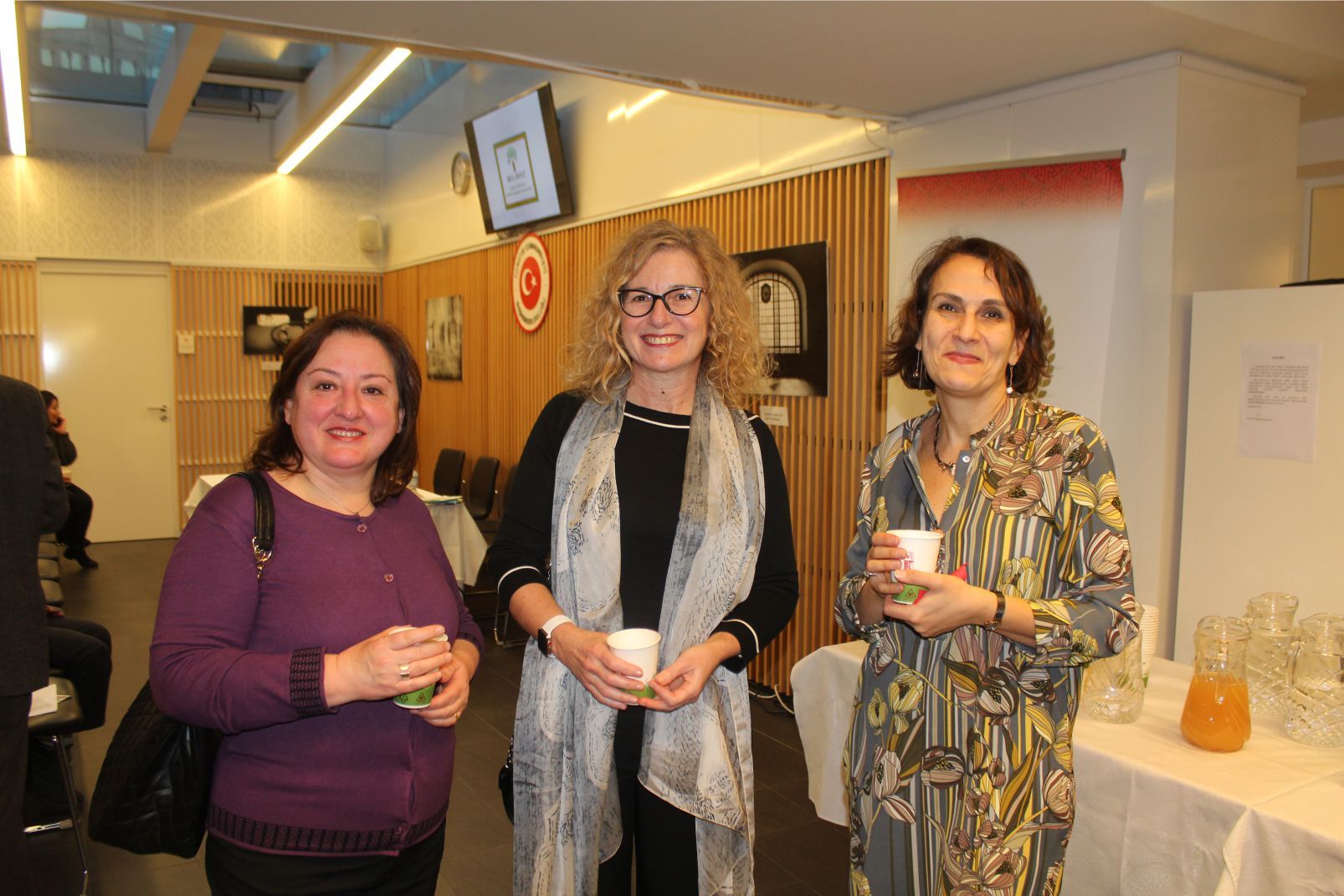 BEL-DOST TOPLANTISINDAN DERNEKLEŞME VE ‹YAŞAM EVİ PROJESİ› MESAJI ÇIKTI
