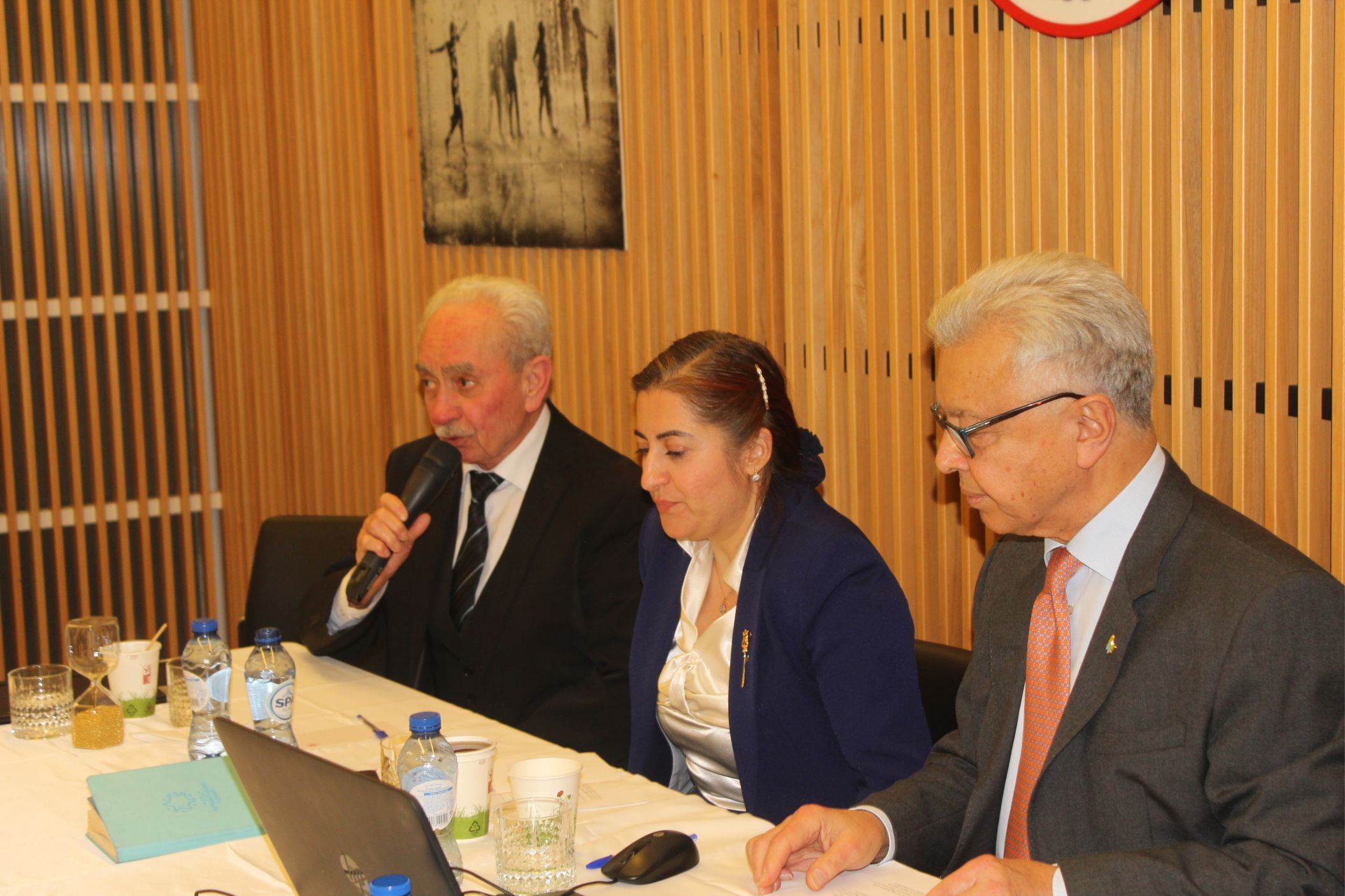 BEL-DOST TOPLANTISINDAN DERNEKLEŞME VE ‹YAŞAM EVİ PROJESİ› MESAJI ÇIKTI