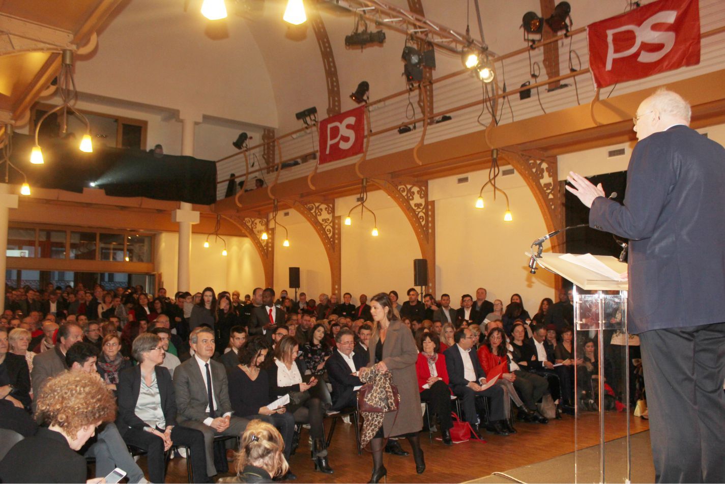 SOSYALİST PARTİ FEDERAL VE BRÜKSEL PARLAMENTO ADAYLARINI AÇIKLADI