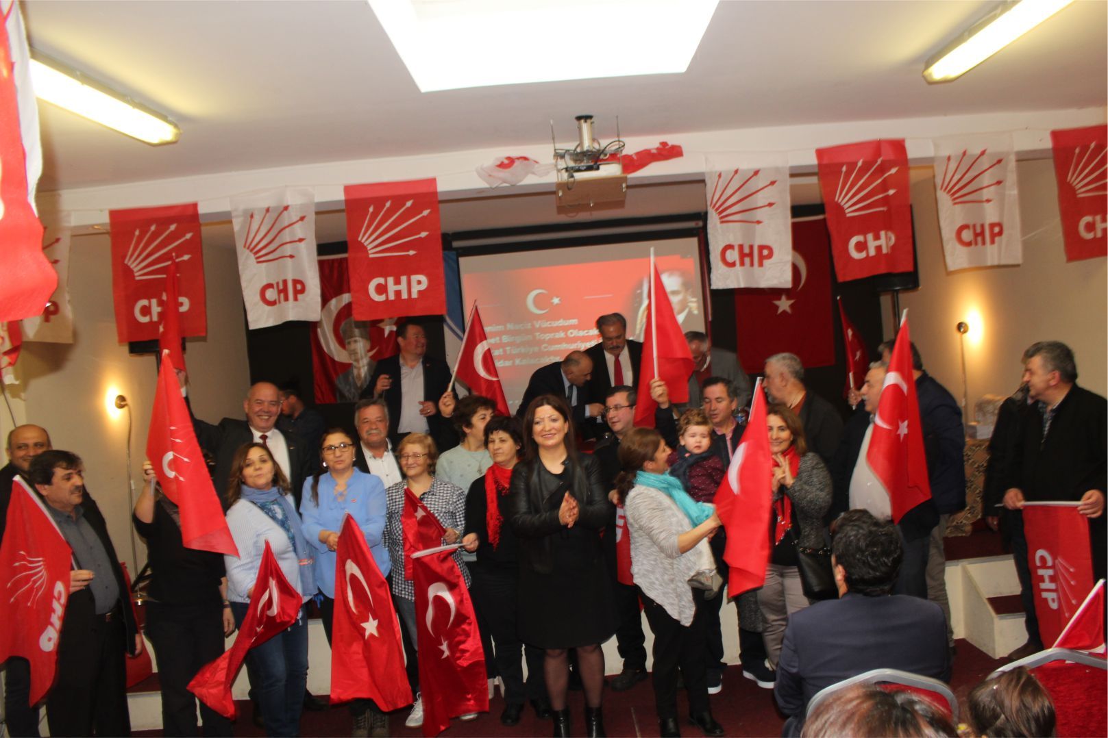 DERYA BULDUK CHP BELÇİKA BİRLİĞİ BAŞKANI OLDU