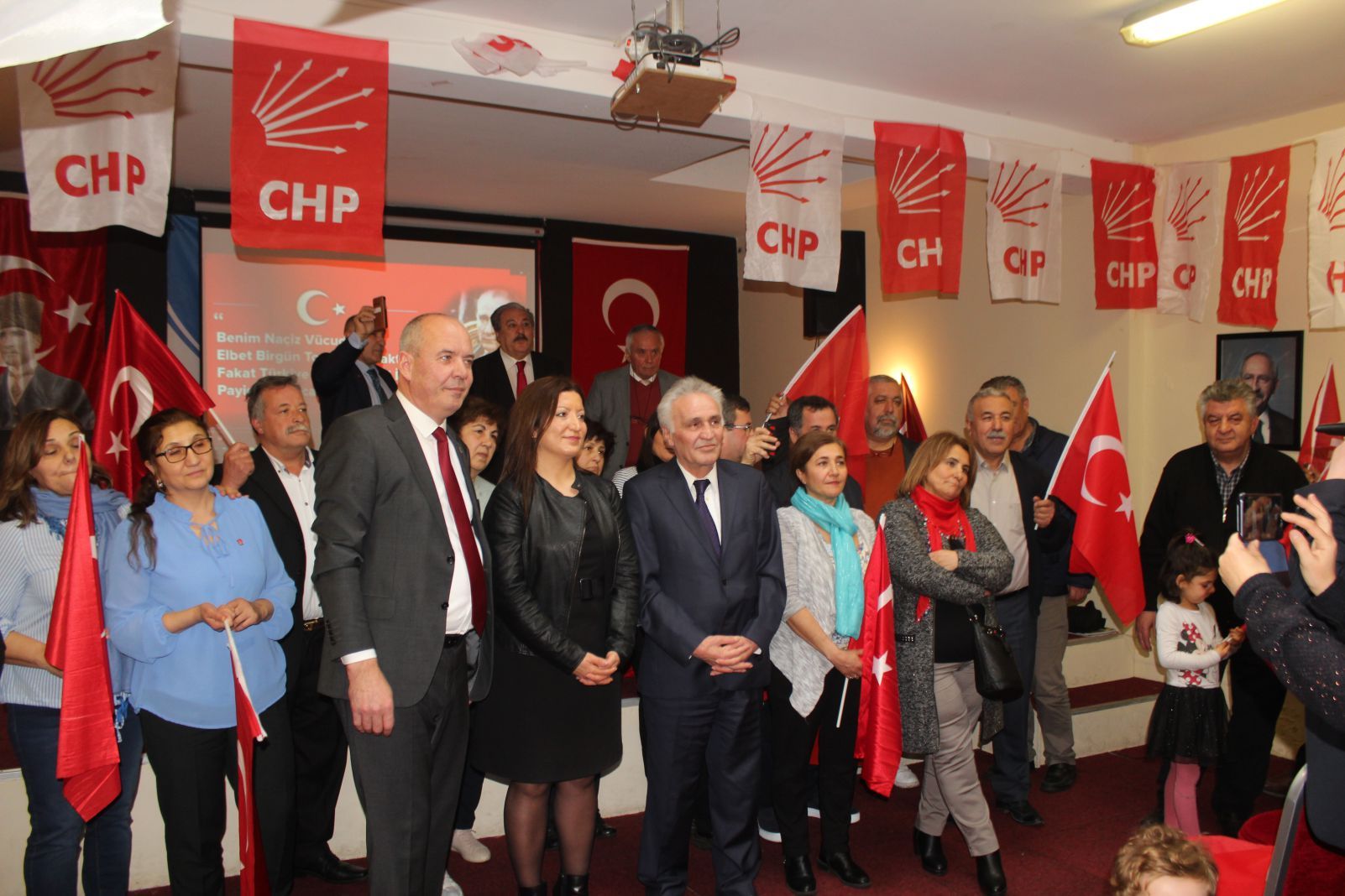 DERYA BULDUK CHP BELÇİKA BİRLİĞİ BAŞKANI OLDU