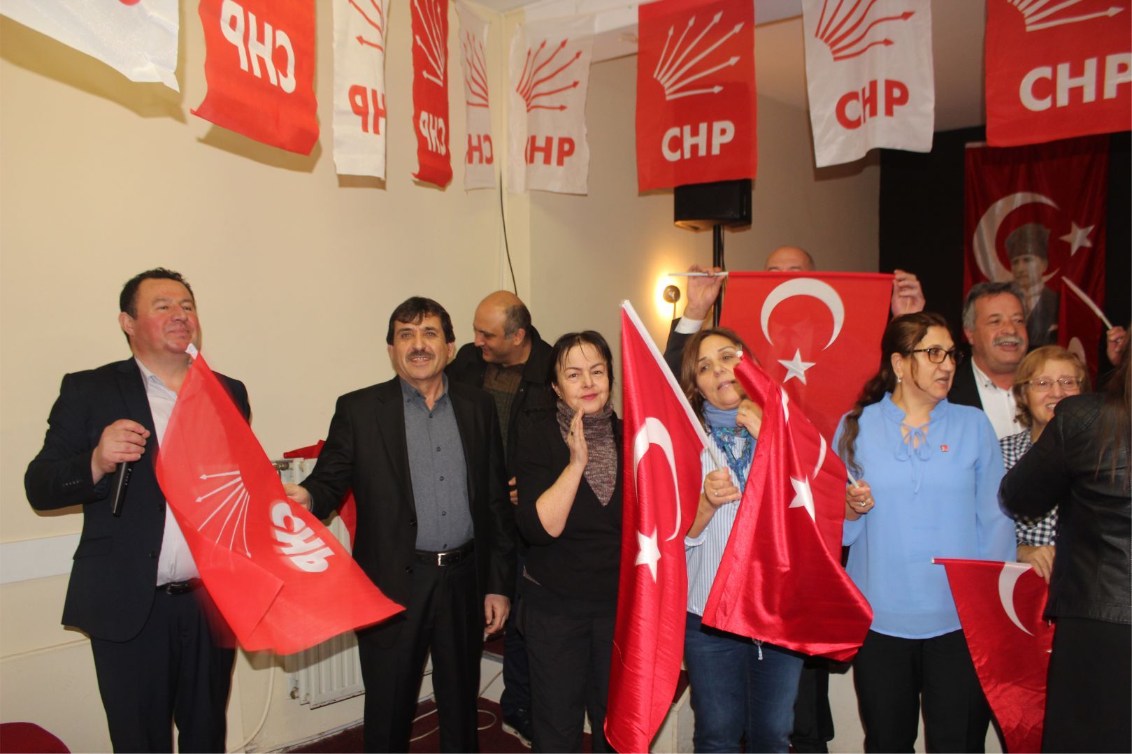 DERYA BULDUK CHP BELÇİKA BİRLİĞİ BAŞKANI OLDU