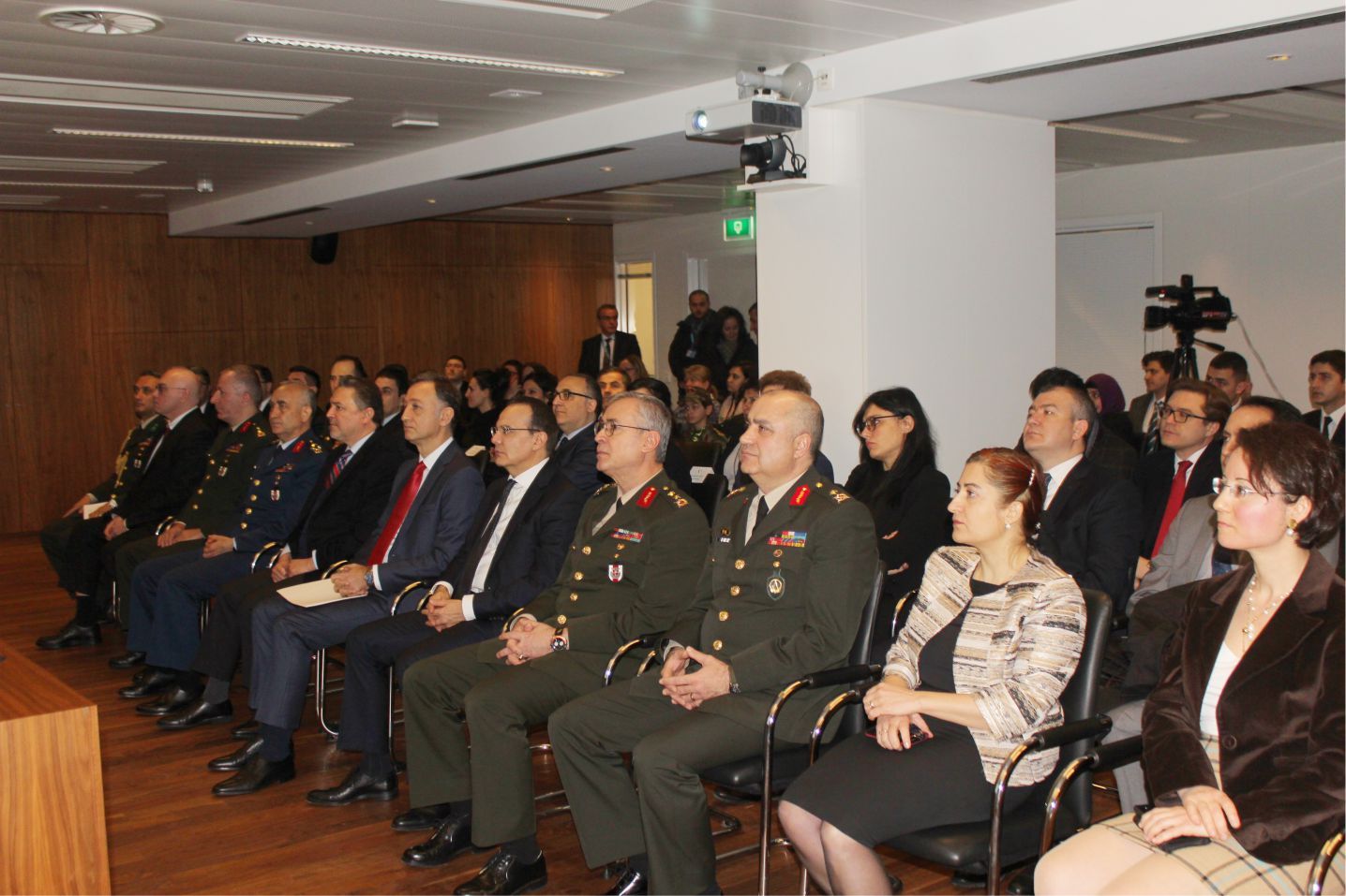 18 MART ÇANAKKALE ŞEHİTLERİ BRÜKSEL BÜYÜKELÇİLİĞİNDE ANILDI