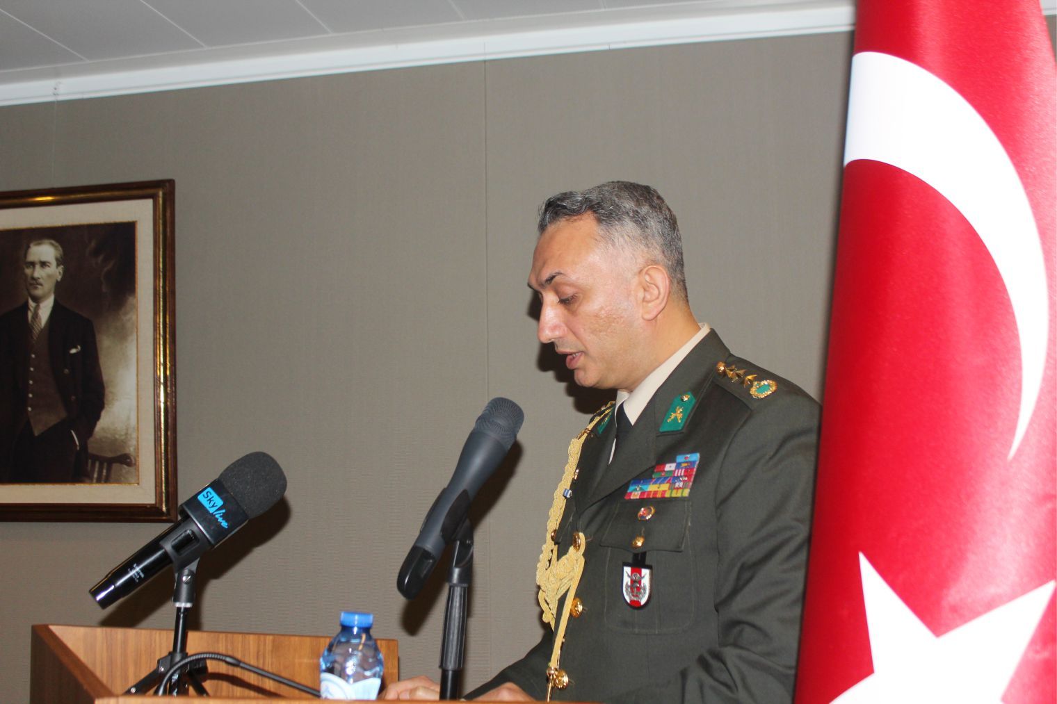 18 MART ÇANAKKALE ŞEHİTLERİ BRÜKSEL BÜYÜKELÇİLİĞİNDE ANILDI