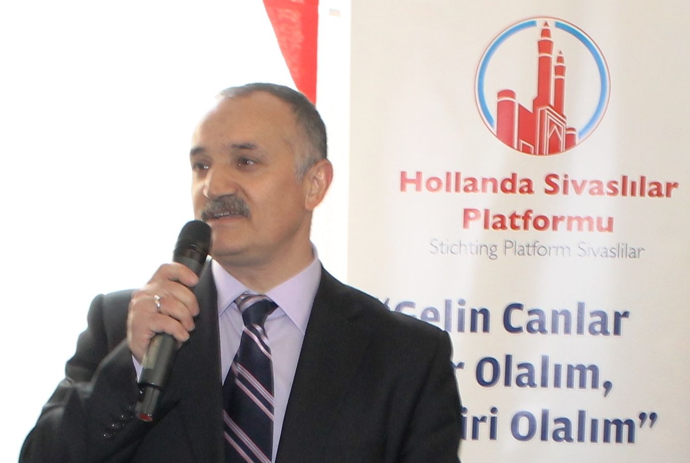 Geleneksel hale gelen Hingel Etkinliği, yine ilgi gördü.