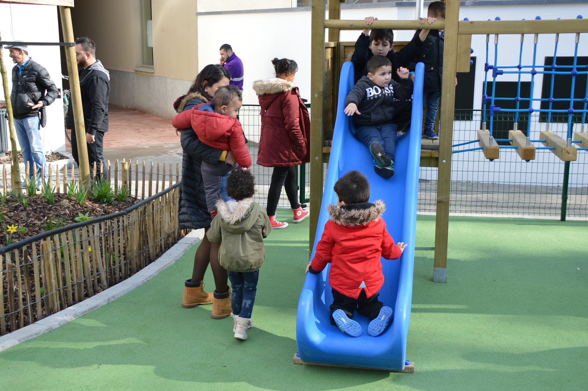 BAŞKAN KIR ‘AİLE BAHÇESİ’NİN AÇILIŞINI BRÜKSEL BAŞBAKANI VERVOORT İLE BİRLİKTE YAPTI