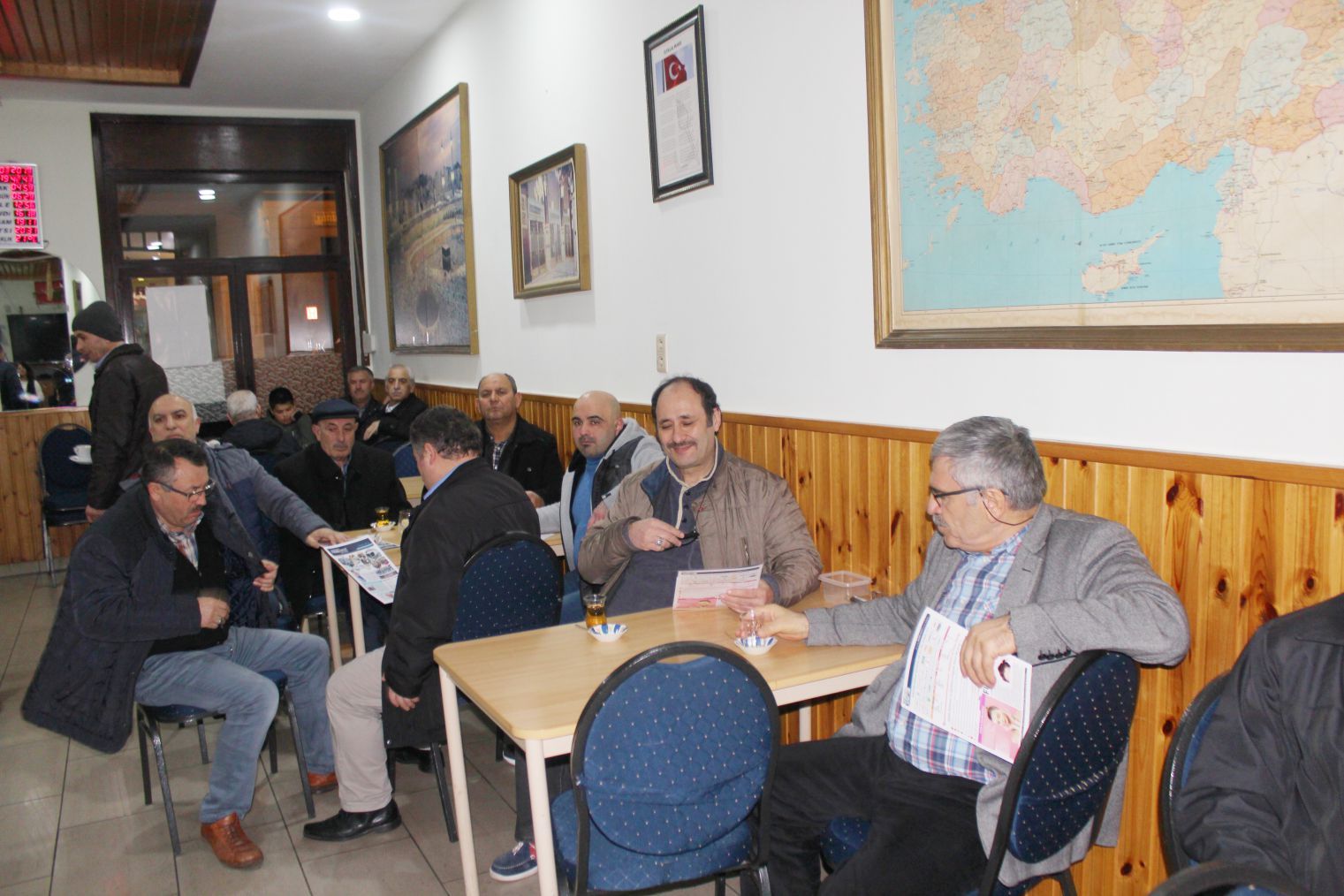 VATANDAŞLAR â€˜AFYONKARAHİSAR PARKHAYAT HASTANESİâ€™ HAKKINDA BİLGİLENDİRİLDİ
