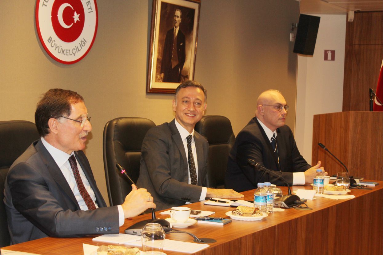 Kamu Başdenetçisi Şeref Malkoç, 