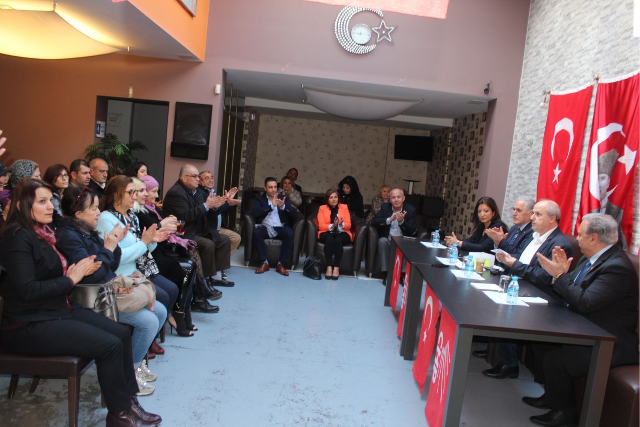 CHP BELÇİKA BİRLİĞİ YEREL SEÇİMİ DÜZENLEDİĞİ KONFERANSâ€ºTA DEĞERLENDİRDİ