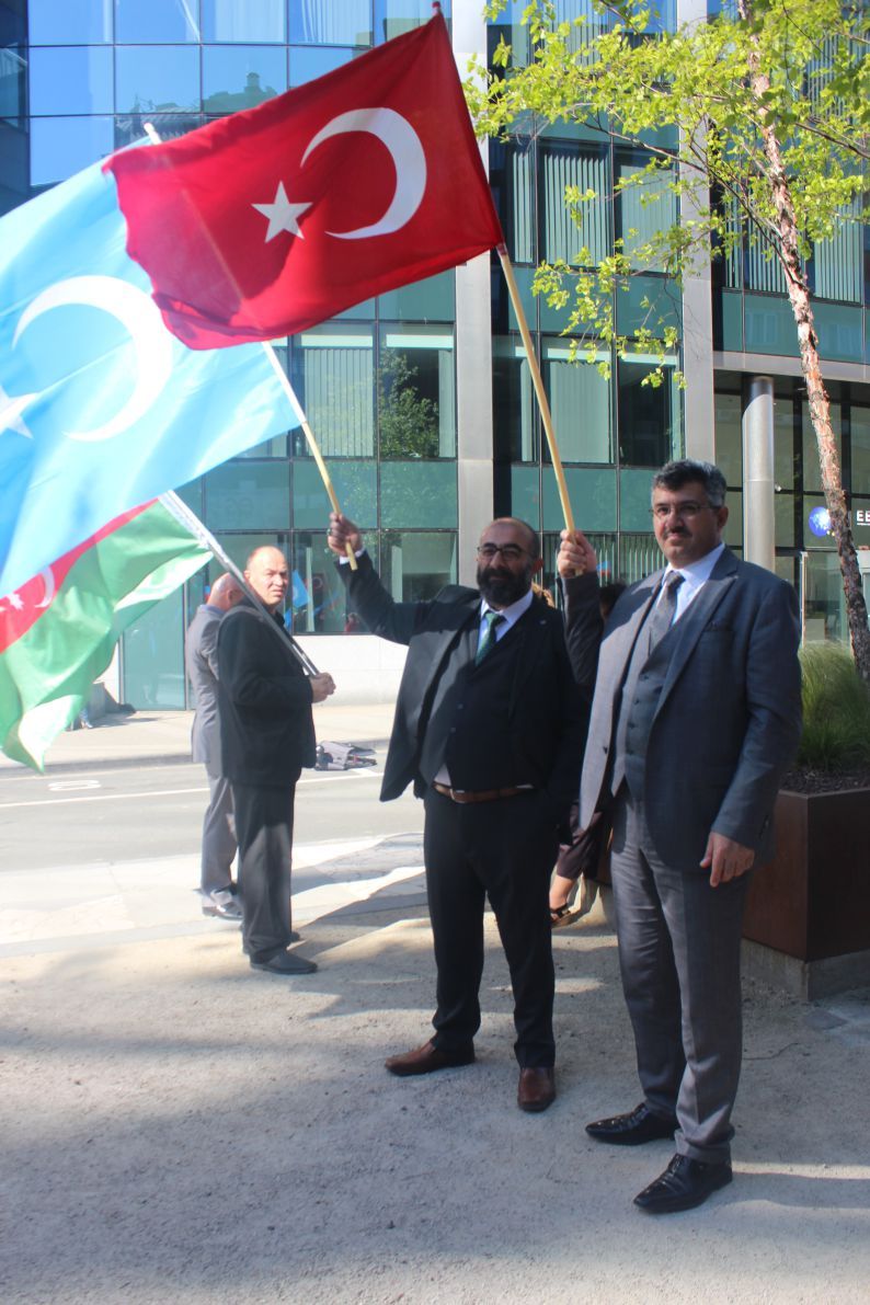 ~~AZERBAYCANLILARDAN  AVRUPAâ€™NIN  BAŞKENTİ BRÜKSELâ€™DEN CUMHURBAŞKANI İLHAM ALİYEVâ€™E  DESTEK GÖSTERİSİ