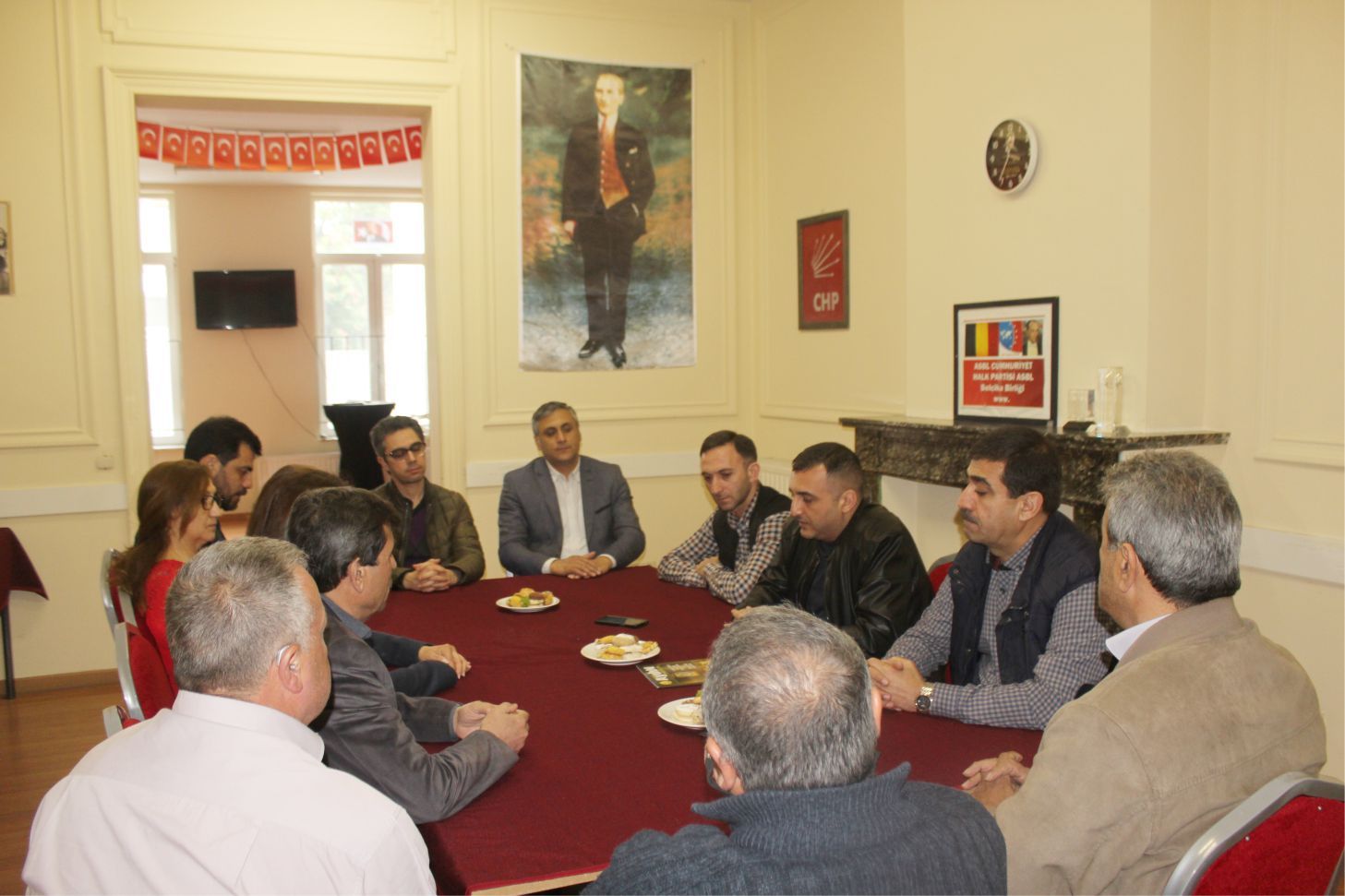 AZERBAYCAN TEŞKİLAT TEMSİLCİLERİNDEN CHP BELÇİKA BİRLİĞİNE ZİYARET