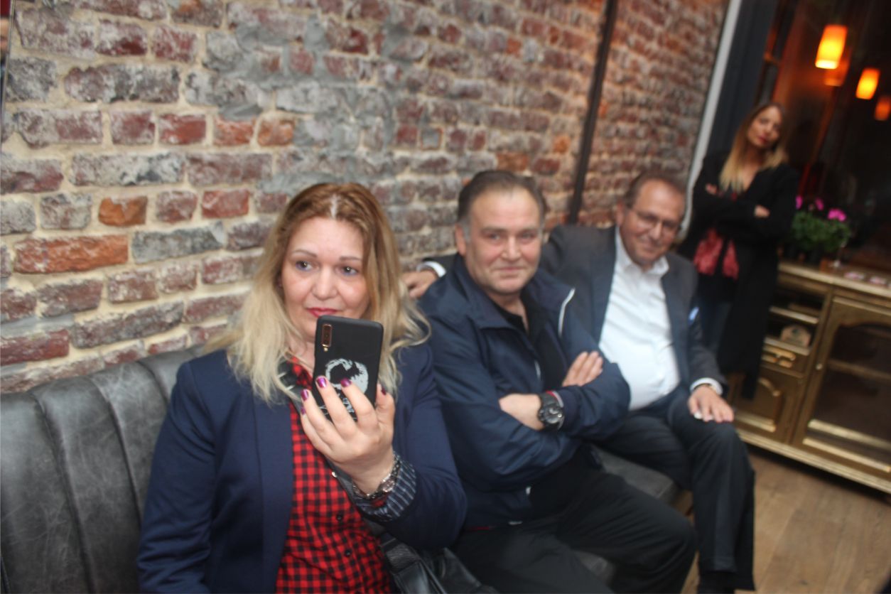 ~~SOSYALİST ADAYLAR PARTİLERİNİ VE KENDİLERİNİ TANITTILAR