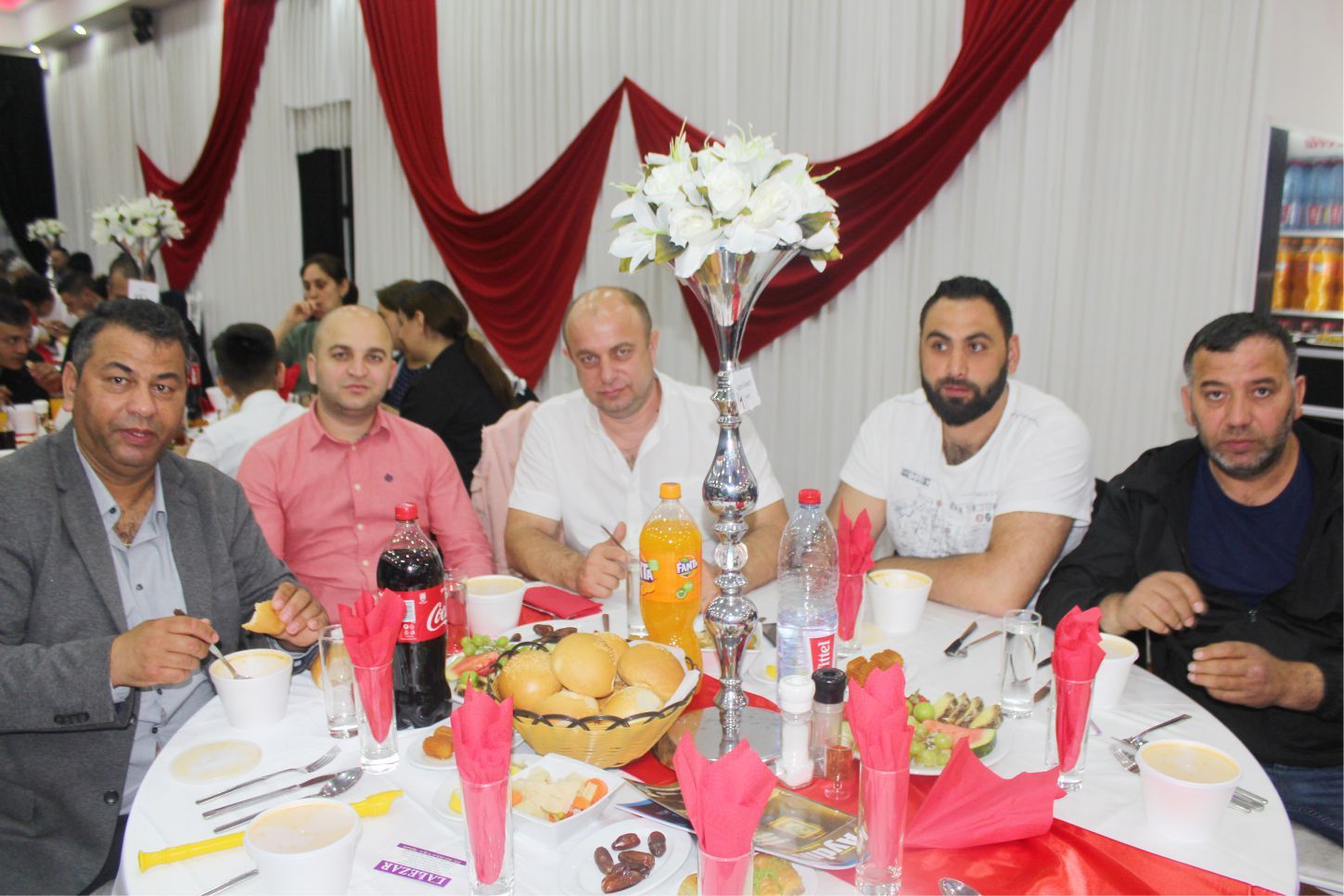 BULGARİSTAN TÜRKLERİ DÜZENLEDİKLERİ İFTARâ€™DA DERNEK MÜJDESİ VERDİLER