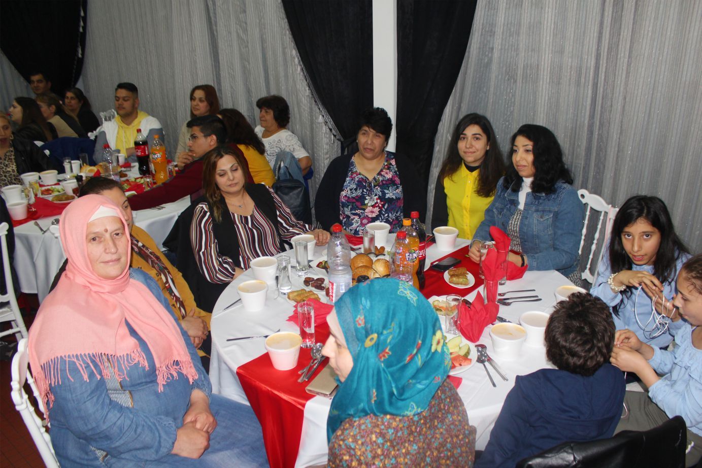 BULGARİSTAN TÜRKLERİ DÜZENLEDİKLERİ İFTARâ€™DA DERNEK MÜJDESİ VERDİLER